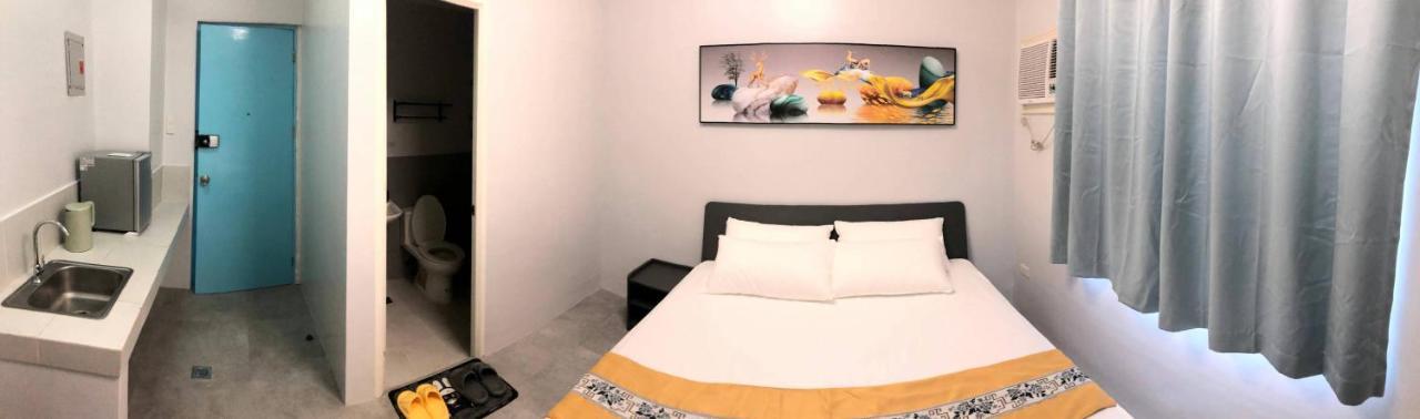 Coco Star Hotel Pasay Exteriör bild